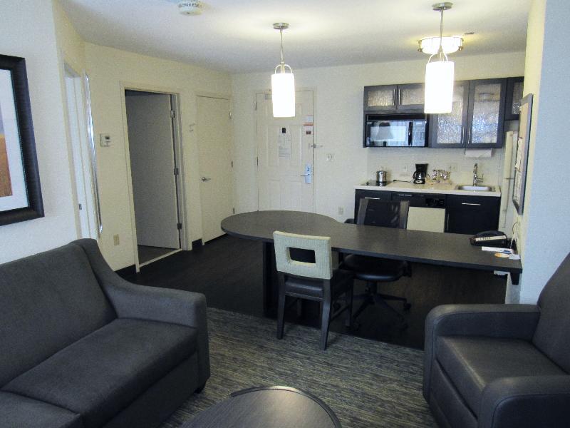 Sonesta Simply Suites Columbus Airport Gahanna Zewnętrze zdjęcie